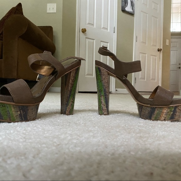 Women's Heels by NINE WEST - Picture 3 of 5